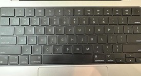 Good
													MacBook Pro 2021 - 14" - Apple M1 Pro 10-core, Silver, 1 TB, 16 GB, photo 2 of 12