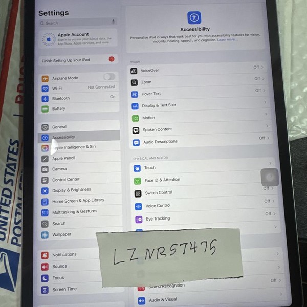 Apple iPad Pro 12.9 inch 6th Gen 2022 - Wi-Fi, 256 GB, Gray