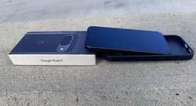 Mint
													Google Pixel 9 - T-Mobile, Obsidian, 128 GB, 12 GB, G2YBB, photo 3 of 10