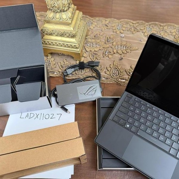 Asus ROG Flow Z13 (2025) GZ302 - 1 TB, Black, 128 GB, AMD Ryzen Ai Max+ Plus 395