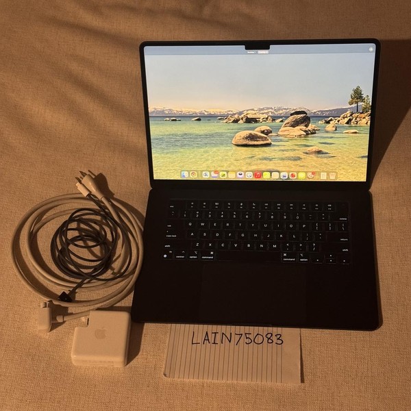 MacBook Air 2023 (M2) - 15 inch - 256 GB, Midnight, 8 GB, Apple M2