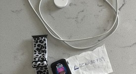 Mint
													Apple Watch Series 5 40mm - Unlocked, Silver, A2094 Cellular, Aluminum, photo 2 of 7