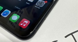 Good
													Apple iPhone Xr - Unlocked, Black, 64 GB, A1984, photo 3 of 10