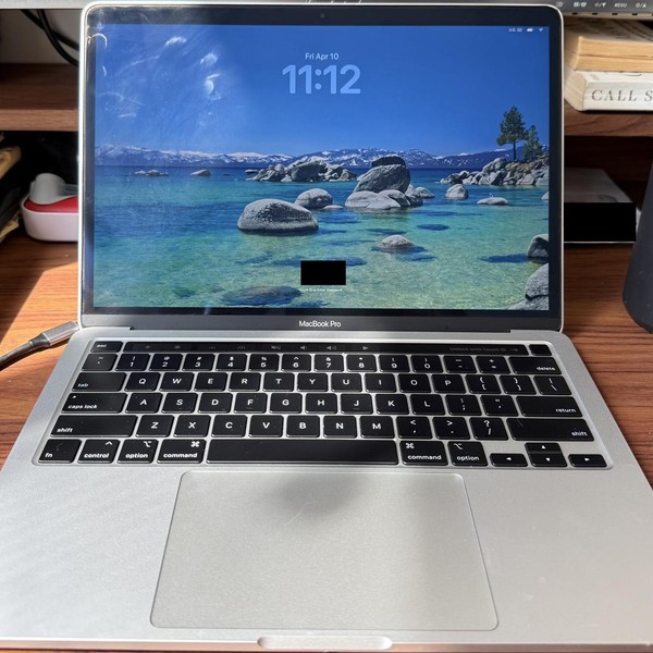 MacBook Pro 2020 - 13 inch - 1 TB, Gray, 32 GB, Intel Core i7