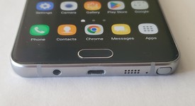 Good
													Samsung Galaxy Note 5 - Unlocked, Blue, 32 GB, SM-N9200, photo 4 of 8
