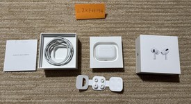 Used
													Apple AirPods Pro - Wireless Case, photo 1 of 4