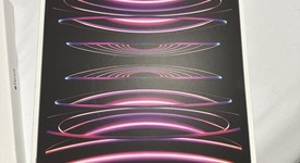 Mint
													Apple iPad Pro 12.9" 6th Gen 2022 - Unlocked, Gray, 256 GB, photo 1 of 10