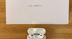 Used
													Apple AirPods Pro 2 - Lightning, photo 1 of 5