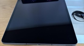 Mint
													Apple iPad Pro 12.9" 5th Gen 2021 - Unlocked, Gray, 256 GB, photo 2 of 8
