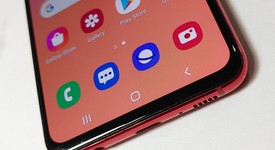 Good
													Samsung Galaxy S10e - Verizon, Red, 128 GB, 6 GB, SM-G970U, photo 5 of 9