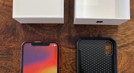 Mint
													Apple iPhone Xr - AT&T, Red, 64 GB, A1984, photo 2 of 11