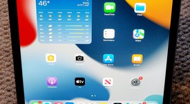 Mint
													Apple iPad Pro 11" 2nd Gen 2020 - Unlocked, Gray, 512 GB, A2068, photo 1 of 7