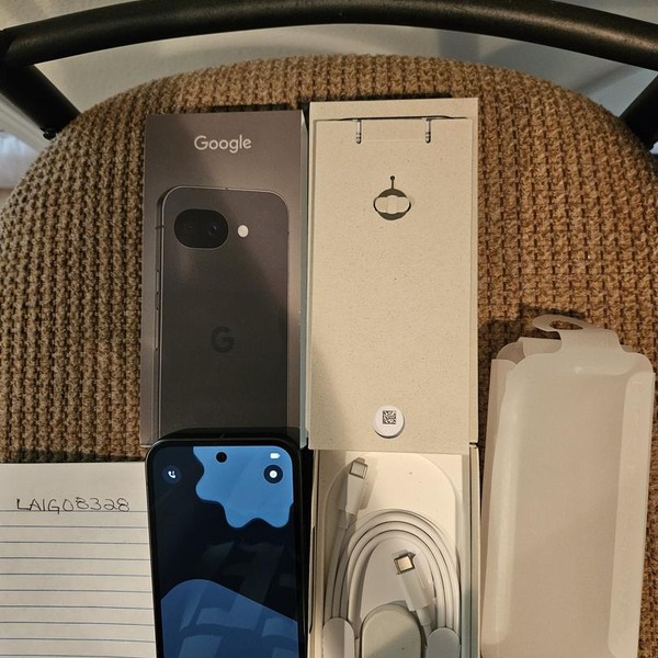 Google Pixel 10a - Unlocked, 128 GB, Obsidian, GE1GQ