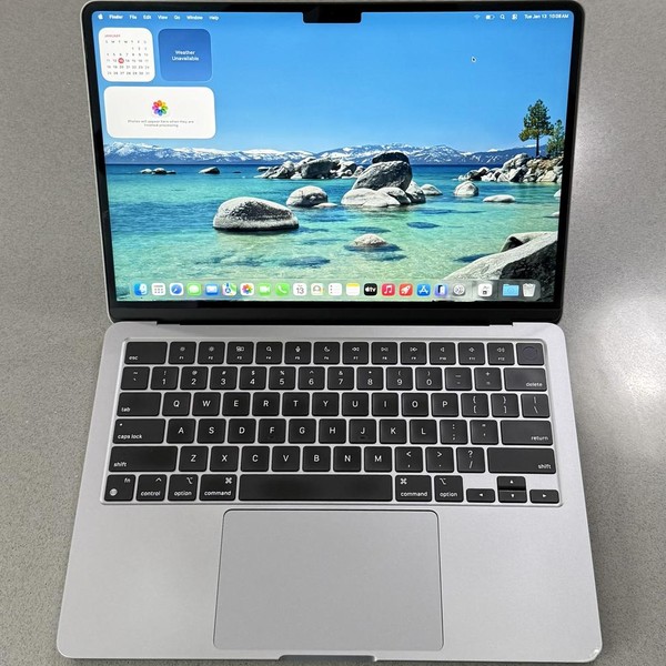 MacBook Air 2022 (M2) - 13 inch - 256 GB, Gray, 16 GB, Apple M2