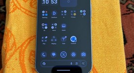 Mint
													Google Pixel 10 Pro XL - Unlocked, Moonstone, 256 GB, GUL82, photo 5 of 15