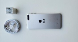 Good
													Apple iPod Touch 5th Gen - Wi-Fi, Silver, 16 GB, photo 2 of 4