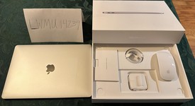 Good
													MacBook Air 2020 - 13" - Apple M1, Silver, 256 GB, 8 GB, photo 2 of 11