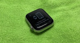 Fair
													Apple Watch Series 4 40mm - Silver, A1977 - GPS, Aluminum, photo 1 of 4