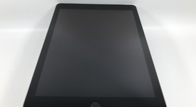 Good
													Apple iPad 6th Gen - Verizon, Gray, 32 GB, A1954, photo 2 of 9