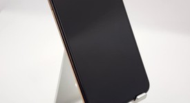 Mint
													Apple iPhone Xs Max - Unlocked, Gold, 512 GB, A1921, photo 4 of 11