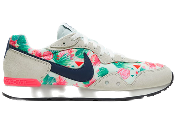 Nike Venture Runner N7 (2020) for sale