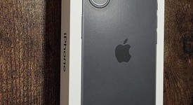 Mint
													Apple iPhone 17 - Unlocked, Black, 256 GB, A3258, photo 5 of 11