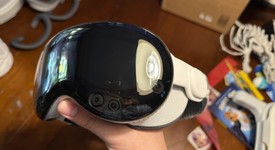 Mint
													Apple Vision Pro - 256 GB, photo 1 of 24