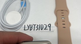 Mint
													Apple Watch Series 8 45mm - Starlight, A2771 - GPS, Aluminum, photo 4 of 5