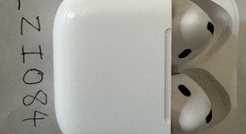 Used
													Apple AirPods 4th Gen - Active Noise Cancellation, photo 6 of 6