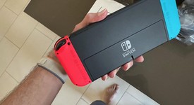 Mint
													Nintendo Switch - OLED - Red & Blue, 64 GB, photo 4 of 8