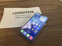 Apple iPhone 13