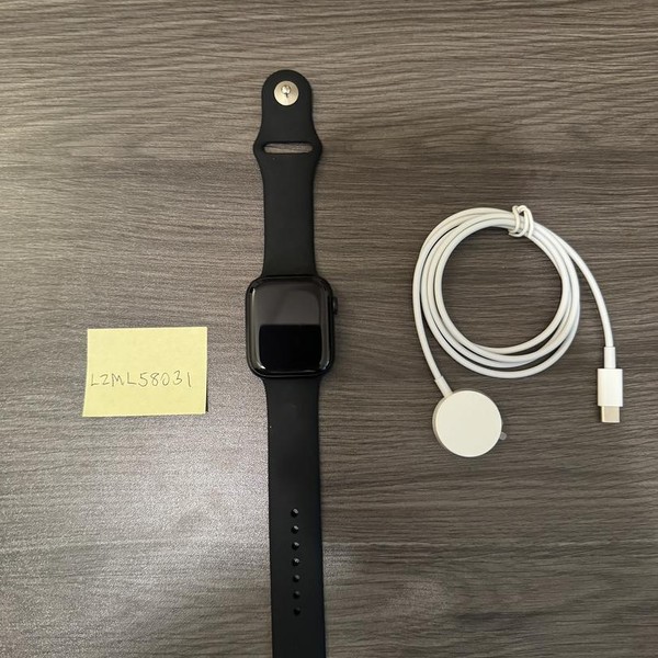Apple Watch Series 9 45mm - Unlocked, Midnight, A2984 - Cellular, Aluminum