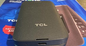 Mint
													TCL Flip Phone, photo 4 of 8