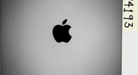 Mint
													Apple iPad Pro 11" 2nd Gen 2020 - Wi-Fi, Gray, 256 GB, A2228, photo 2 of 11