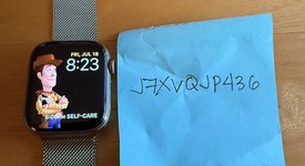 Good
													Apple Watch Series 8 45mm - Unlocked, Gold, A2774 - Cellular, Stainless, photo 1 of 10