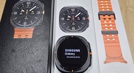 Mint
													Samsung Galaxy Watch Ultra (2025) - Unlocked, Titanium Gray, SM-L705, 47mm, photo 2 of 5