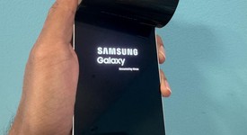 Mint
													Samsung Galaxy S25 - AT&T, Icy Blue, 128 GB, 12 GB, SM-S931U, photo 1 of 7