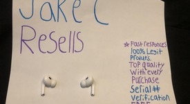 Used
													Apple AirPods 2nd Gen - Wireless Case, photo 5 of 8