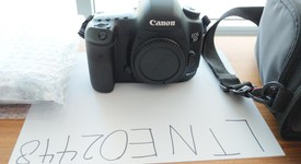 Good
													Canon EOS 5D Mark III, photo 2 of 5