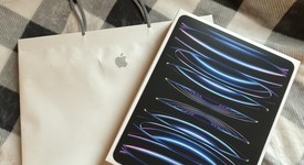 Mint
													Apple iPad Pro 12.9" 6th Gen 2022 - Wi-Fi, Silver, 128 GB, photo 1 of 17