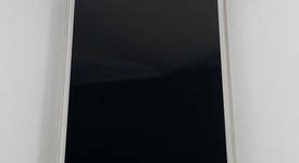 Mint
													Apple iPhone 6 Plus - Unlocked, Silver, 64 GB, A1524, photo 2 of 5
