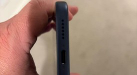 Mint
													Apple iPhone 17 Pro Max - Unlocked, Deep Blue, 256 GB, A3257, photo 4 of 9