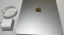 Mint
													Apple iPad 11th Gen - Wi-Fi, Silver, 128 GB, A3354, photo 2 of 7