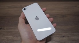 Mint
													Apple iPhone SE 2nd Gen 2020 - Unlocked, White, 64 GB, A2275, photo 2 of 12