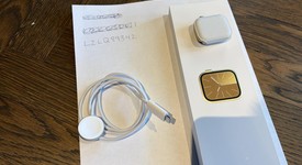 Good
													Apple Watch Series 9 41mm - Unlocked, Gold, A2982 - Cellular, Stainless, photo 5 of 5