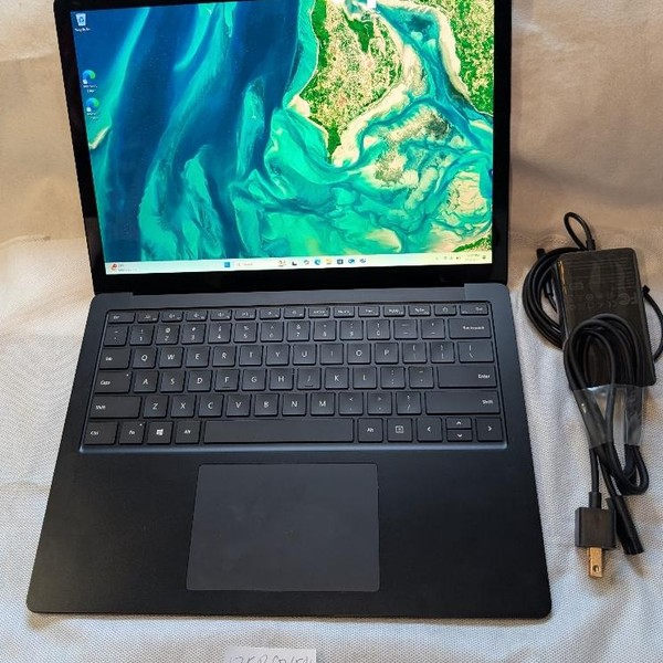 Microsoft Surface Laptop 3 - 512 GB, Black, 16 GB, Intel Core i7, 13.5 inch