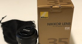 Mint
													Nikon AF-S DX NIKKOR 35mm f/1.8G , photo 6 of 6