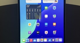 Mint
													Apple iPad Pro 12.9" 6th Gen 2022 - Unlocked, Gray, 128 GB, photo 2 of 24