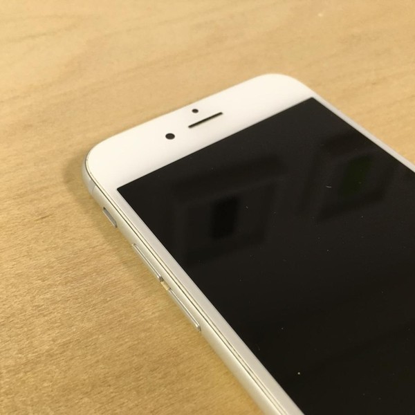 Apple iPhone 6S - Unlocked, 128 GB, Silver, A1633