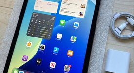 Mint
													Apple iPad Air 5th Gen - Wi-Fi, Gray, 256 GB, A2588, photo 2 of 7